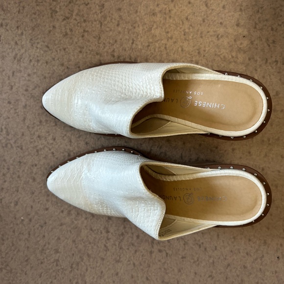 Chinese Laundry Kingston Snake Embossed Block Heel Mule - Picture 6 of 7